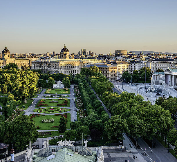 Volksgarten, Museen und Parlament | © WienTourismus/Christian Stemper